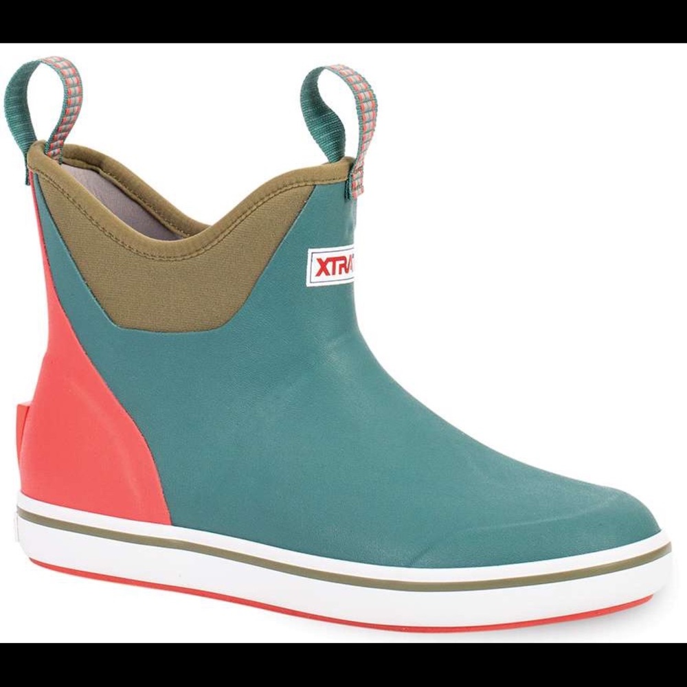 Xtratuf Women’s Ankle Deck Boots